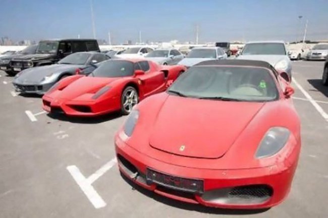 Дубайские авто-беспризорники