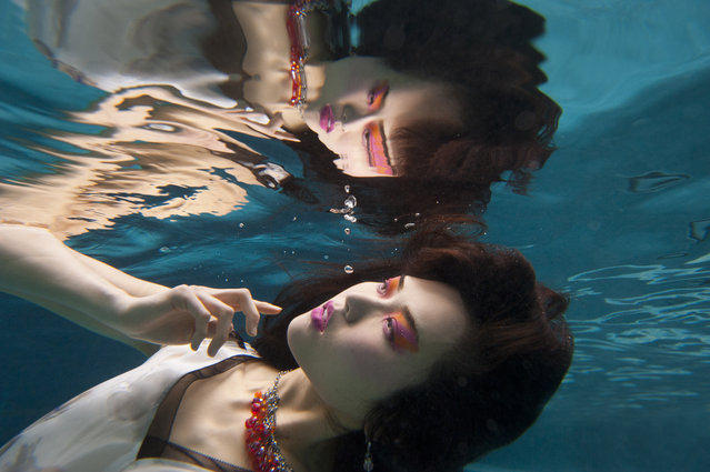 Подводные фото журнала "Сан"