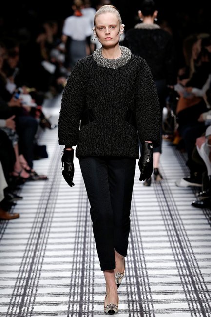 Неделя высокой моды в Париже: Balenciaga осень 2015