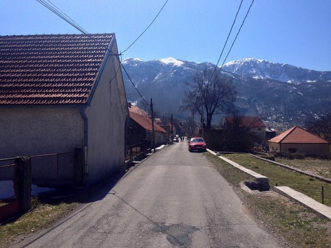 Как делают негушский пршут в Черногории