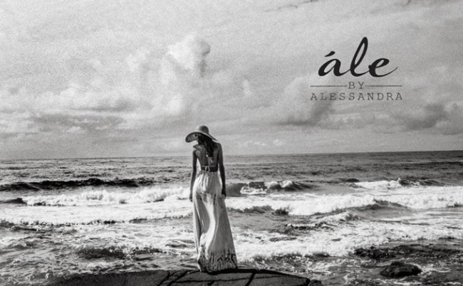 Алессандра Амбросио в рекламе собственной линии одежды