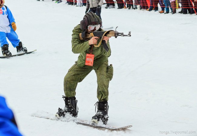 Рекорд России по массовому спуску с горы: Grelka Fest 2016
