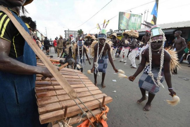 Карнавал Попо в Кот-д’Ивуаре
