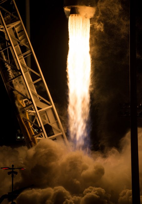 Старт ракеты Antares