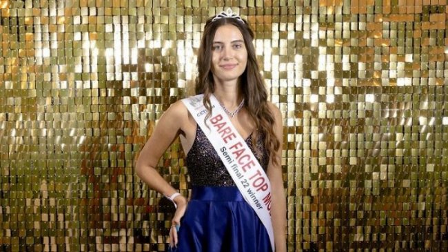В финал конкурса «Мисс Англия» вышла участница, которая не пользуется косме ...