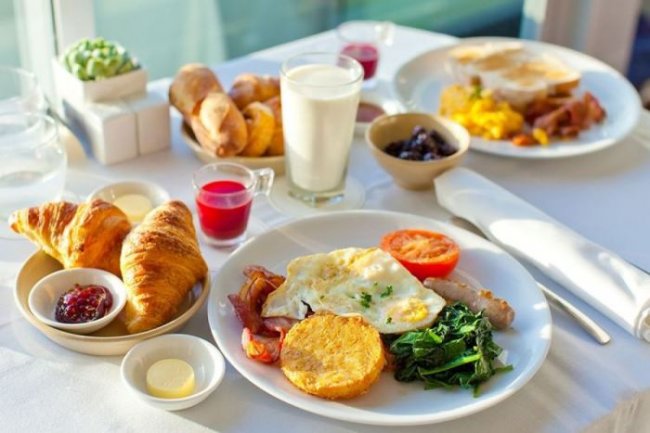 Правда ли, что завтрак — самый важный прием пищи