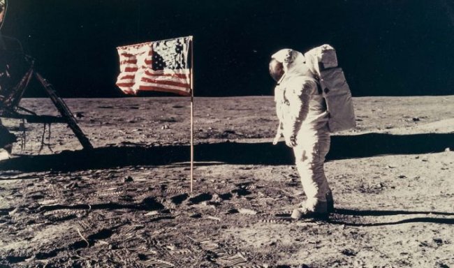 Китайцы заявили что не обнаружили следов высадки американцев на Луну